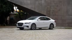 Seguro Auto Hyundai Azera para quem dirige com conforto premium e presença marcante.
